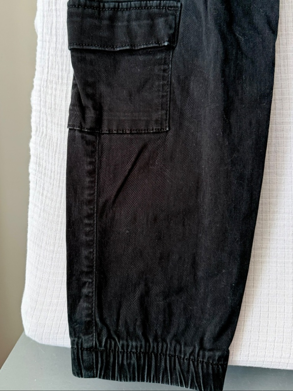 Hollister Men's Black size XL Pocket Advanced Stretch Cargo Jogger Pant - Picture 6 of 6